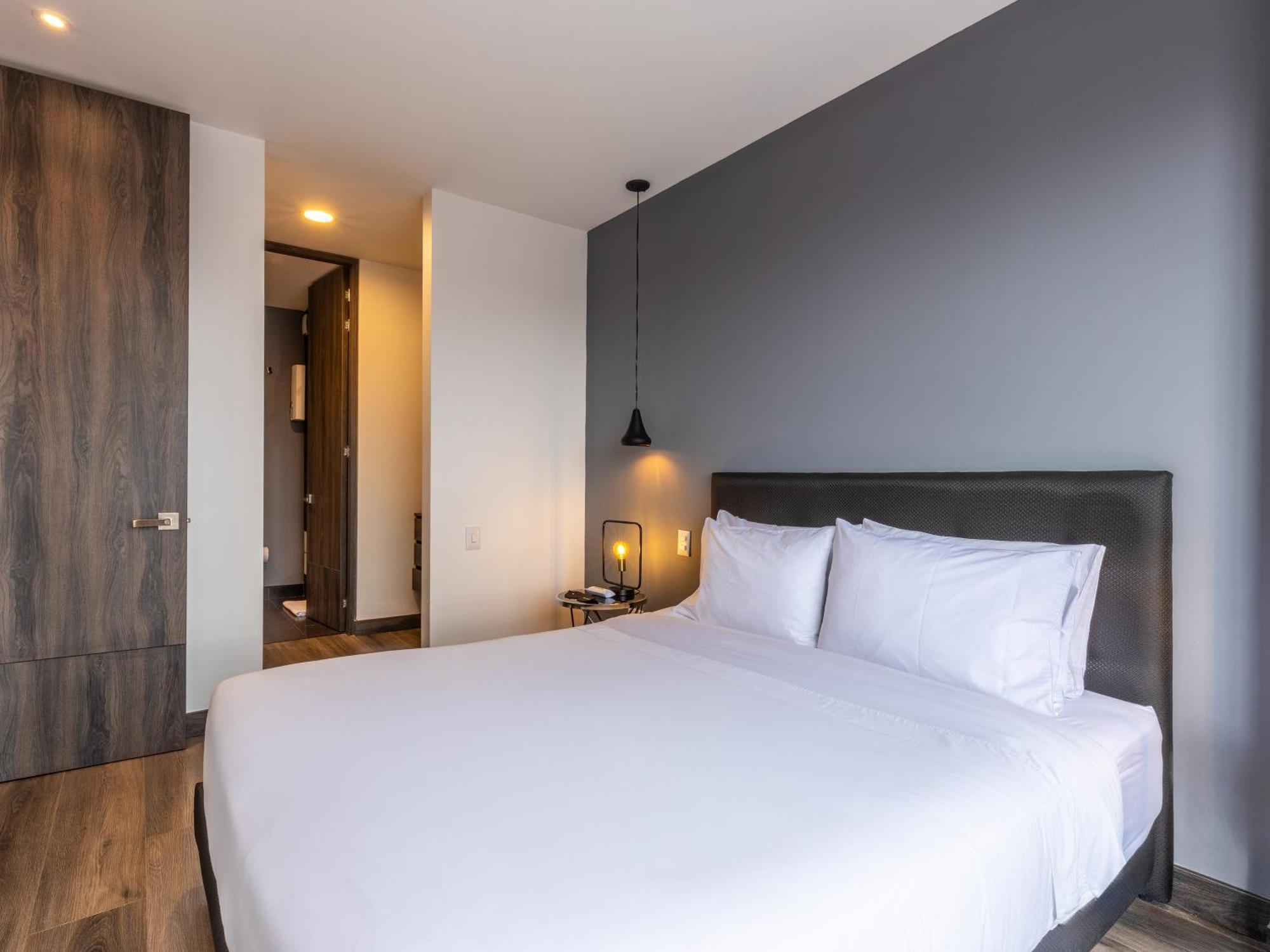 Pulse 95 By Wynwood House Aparthotel Bogota Ngoại thất bức ảnh